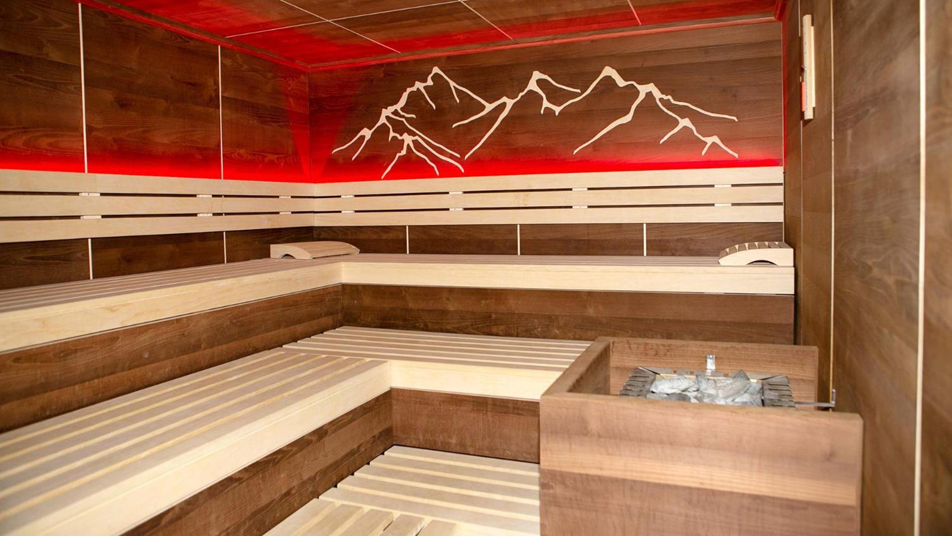 Gasthof Pension Madseiterhof Тукс Экстерьер фото